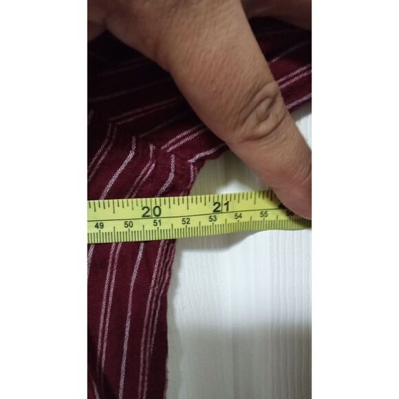 Old‎ Navy Women's Burgundy and White Striped Button Up Sleeve Shirt Size M - Picture 6 of 7